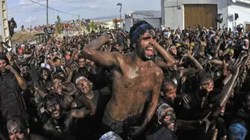 Tradiciones-Granada-Baza-Guadix-Cascamorras_1472563324_122502915_667x375.webp Tradiciones-Granada-Baza-Guadix-Cascamorras_1472563324_122502915_667x375.webp