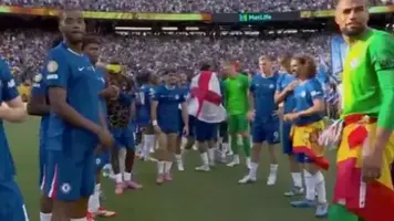 comentado-gesto-cucurella-robert-sanchez-bandera-espana_60.webp comentado-gesto-cucurella-robert-sanchez-bandera-espana_60.webp