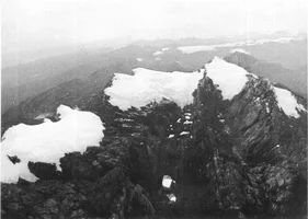 Puncak_Jaya_icecap_1972.webp Puncak_Jaya_icecap_1972.webp