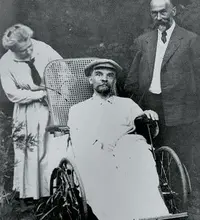 LENIN_2.webp LENIN_2.webp