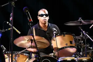 1200px-Sterling_Campbell.webp 1200px-Sterling_Campbell.webp