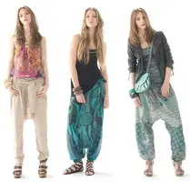 pantalones-cagaos-y-sandalias.webp