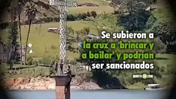 Hombres-sobre-la-cruz-de-El-Penol-Antioquia.webp