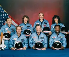 five-astronauts-and-two-payload-specialists-make-up-the-sts-news-photo-1643391722.webp