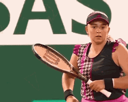 jelena-ostapenko-funny-face.gif