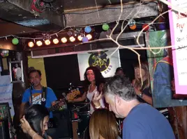 018 cantando.webp