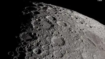 el-polo-sur-de-la-luna-con-los-crateres-clavius-y-tycho.r_d.1957-767.webp