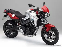 BMW-F800R-2012.webp