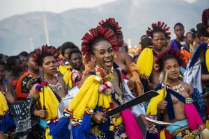 Swaziland-Umhlanga-Reed-Dance-8.jpg