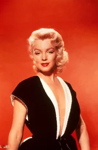 Marilyn-Monroe-marilyn-monroe-12891269-1681-2560.webp