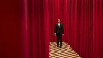 636309035319257791-Twin-Peaks-Kyle-MacLachlan.webp