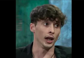 Screenshot_20251206_212330_Free Adblocker Browser.webp