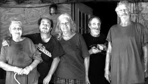 El fotógrafo Mark Laita muestra a los Whittaker, una familia incestuosa de  EE.UU. | LAUD