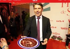 Screenshot 2026-04-26 at 21-00-16 Famosos e influencers disfrutan de la Feria de Abril - AS.com.webp