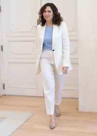 el-look-de-isabel-diaz-ayuso.webp