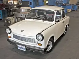 1975Trabant-WhiteAfterF3qtr-970x726 (1).webp