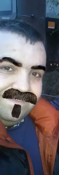 A_Yn1XHCEAAVPub -.webp