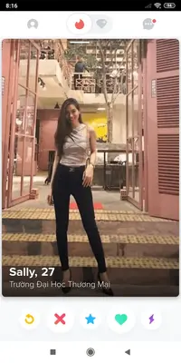 Screenshot_2019-05-22-08-16-54-594_com.tinder.webp