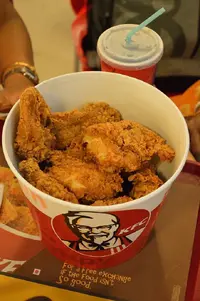 KFC_-_Pressure-fried_Chicken_-_Howrah_2014-03-23_9718-1.webp