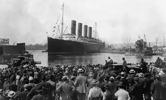 rms-titanic-southampton2-001.jpg