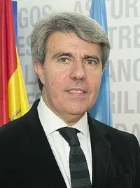 330px-(Ángel_Garrido)).webp 330px-(Ángel_Garrido)).webp