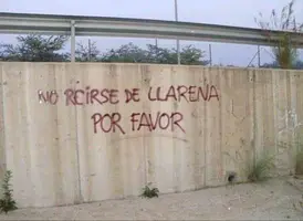 no reirse de llarena.webp