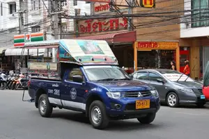10 Songthaew_in_Pattaya_17.webp