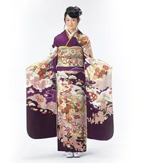 miyu-yoshimoto-kimono-3.webp