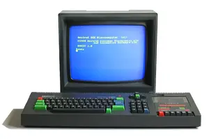 Amstrad_CPC464.webp