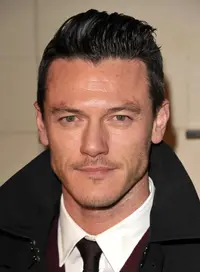 luke-evans-259453.webp