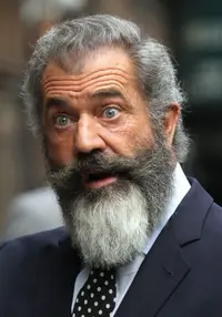 Mel-Gibson-se-divorció-de-Robyn-Moore-y-terminó-su-relación-con-la-pianista-rusa-Oksana-Grigor...jpg